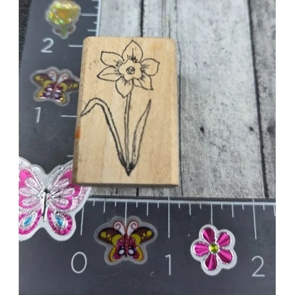 Peddler's Pack Detailed Flower 1994 Rubber Stamp Wood #N78